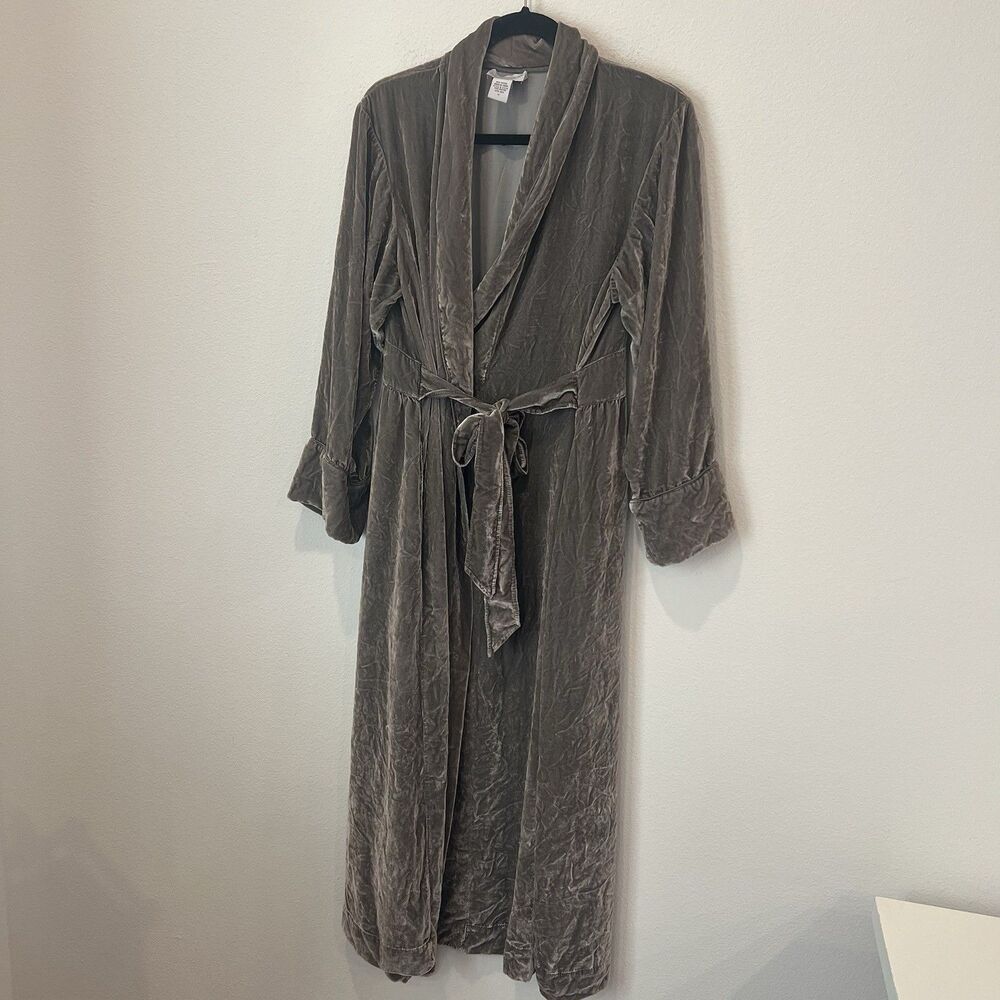 Soft Surroundings Gray Silk Blend  Crushed Velvet Wrap Robe Long Pockets M